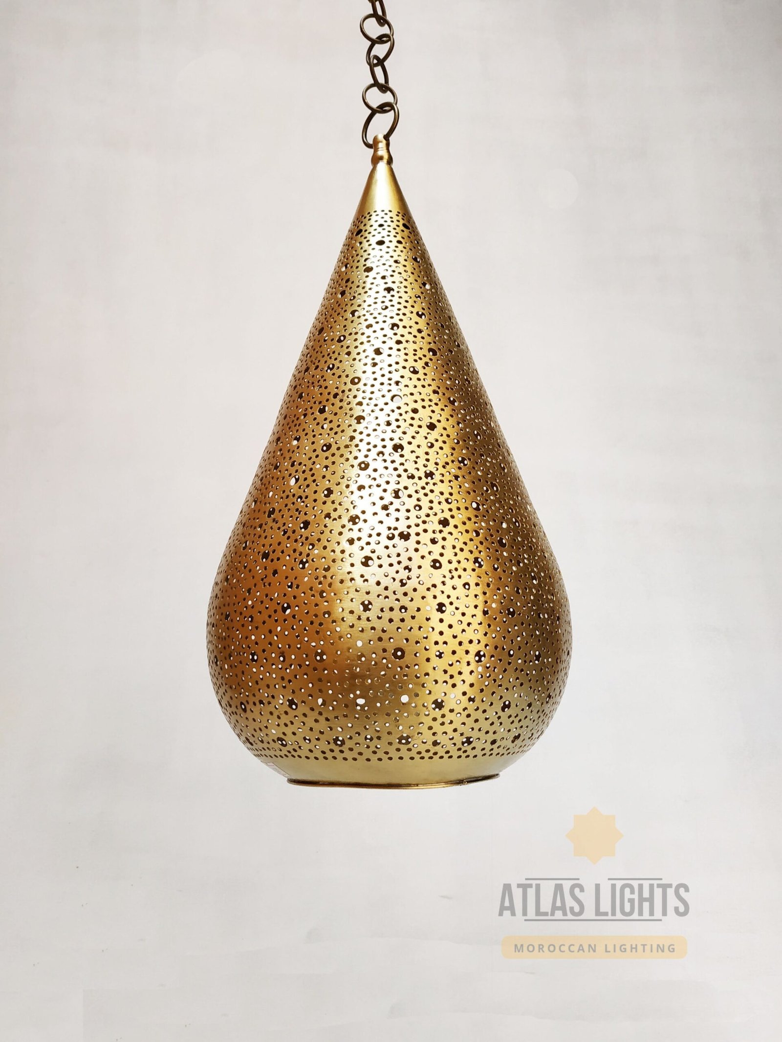 MoroccanlampCeilingLight_AntiqueBrassLamp_PendantLightMoroccanCopperBrassChandelier.jpg