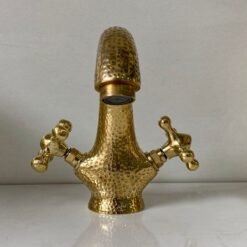 Centerset Bathroom Sink Faucet, Solid Brass Faucet,Brass Faucet with 2 Cross Handles ,Bathroom kitchen Vanity Faucet with Hot and Cold Water